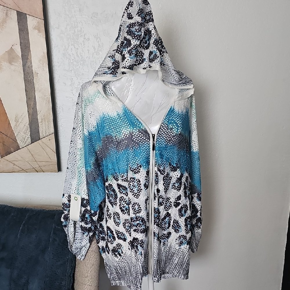 Ali Miles Black and White Hooded Jacket